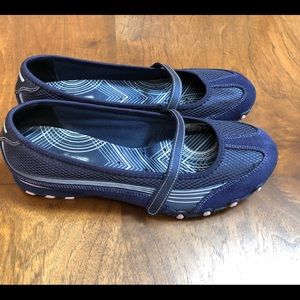 Sketchers Purple Shape Ups